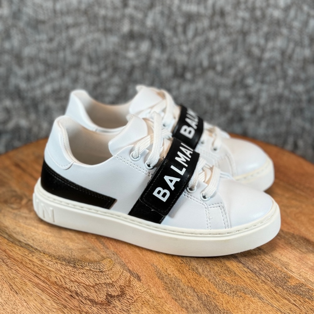 Balmain Sneakers Kids size 32
